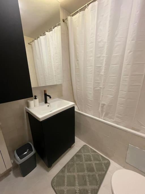 Leni Arena Zagreb Apartment Экстерьер фото